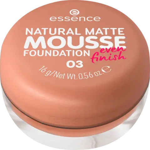 Natural Matte Mousse Foundation 03 von ESSENCE